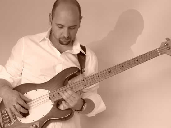 Bass Professor Bass Beauty Contest 2011 Bass Professor Bass Beauty Contest 2011