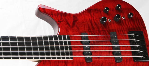 Bass Professor 3/2011 - Test Manne Mojave5 Special