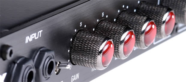 Bass Professor 5/2011, Test: BMax Bass Preamp
