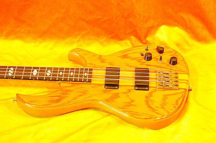 Bass Professor 5/2014 - Ausgabe 77. Bass Special: Aria Pro II – der Bass von „99 Luftballons“ Bass Professor 5/2014 - Ausgabe 77. Bass Special: Aria Pro II – der Bass von „99 Luftballons“