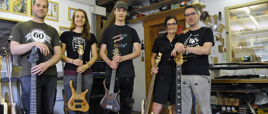 Bass Professor 5/2014, Firmenportrait: MARELAUX Bass Guitars