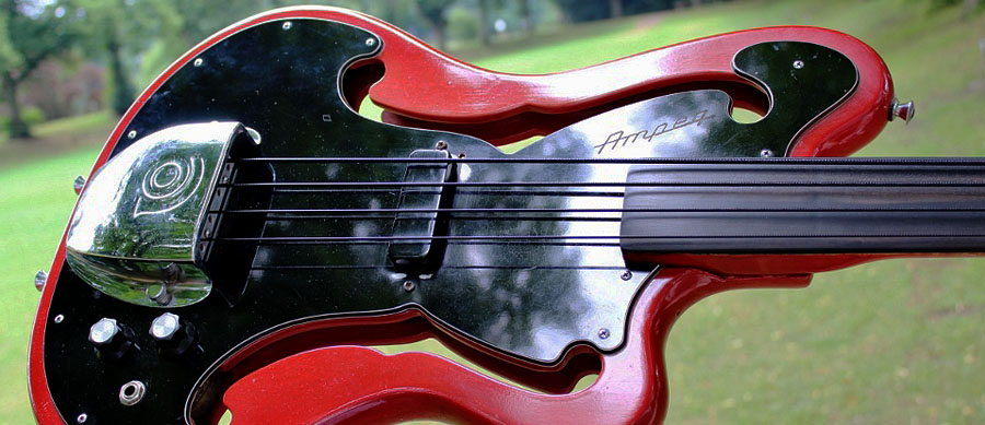 Bass Professor 4/2015. BassMuseum: Ampeg Scroll Head AMUB 1 Fretless von 1968