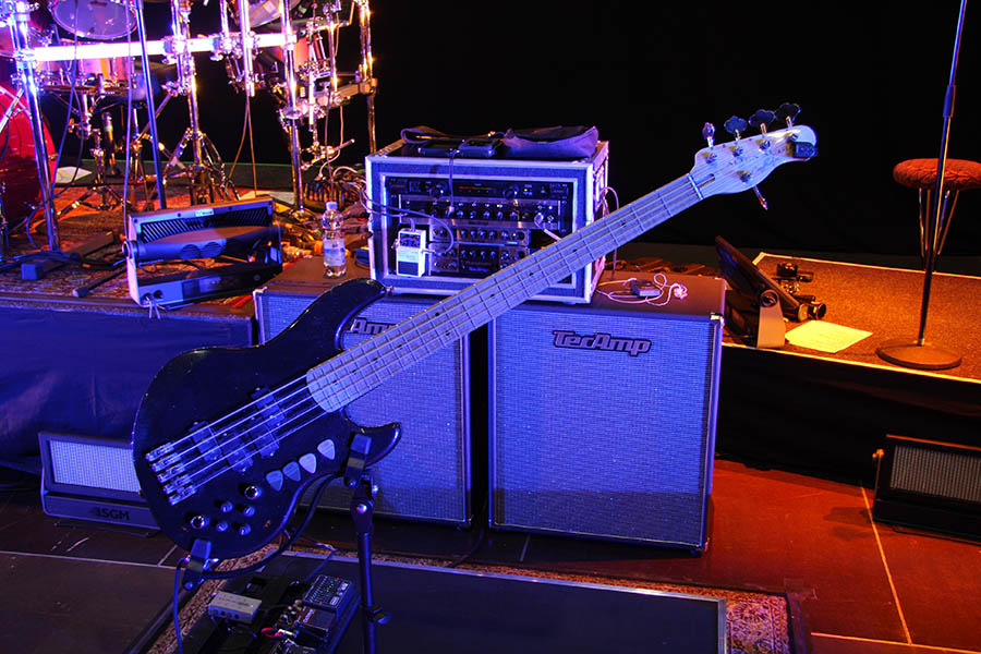 Bass Professor 4/2015, Story: David Hungate