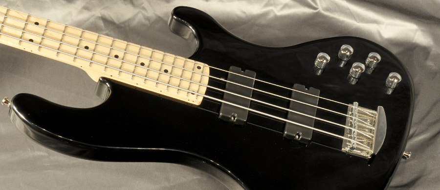 Bass Professor 1/2016, Test: HOT WIRE Chambers Bass
