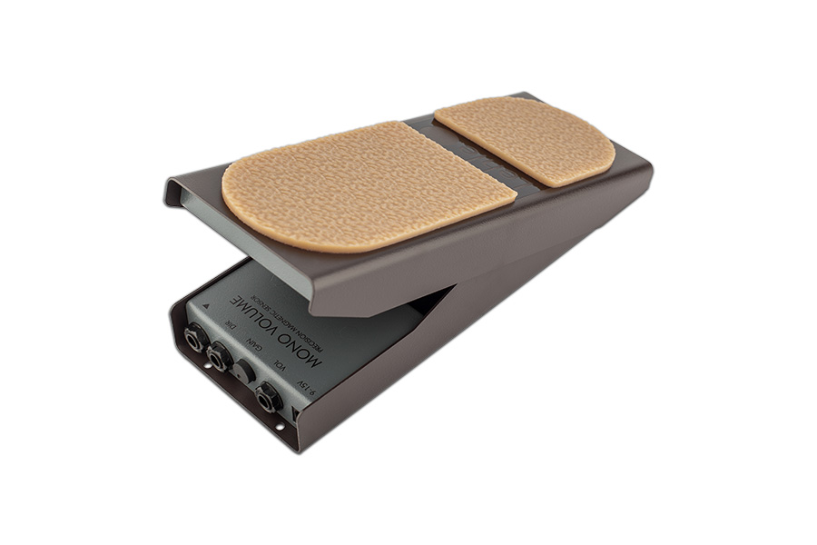 Test: LEHLE Mono Volume Pedal.Bass Professor 4/2016, Ausgabe 86, Jens Ritter Story. Bass Museum Mighty Mite, Jolana, Warwick buzzard, Hellmut Hattler, Juergen Attig, Ritter Bass, Fender Elite, Fender Flea Jazz BAss, Galli, Lehle Mono, Musicman Caprice, Ritter Diamond BAss, Swarovski Test: LEHLE Mono Volume Pedal.Bass Professor 4/2016, Ausgabe 86, Jens Ritter Story. Bass Museum Mighty Mite, Jolana, Warwick buzzard, Hellmut Hattler, Juergen Attig, Ritter Bass, Fender Elite, Fender Flea Jazz BAss, Galli, Lehle Mono, Musicman Caprice, Ritter Diamond BAss, Swarovski