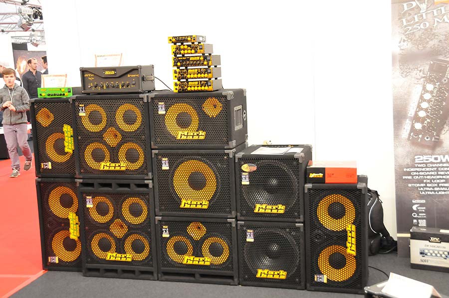 Bass Professor 5/2016, Ausgabe 87. Musik Produktiv Hausmesse 2016 Bass Professor 5/2016, Ausgabe 87. Musik Produktiv Hausmesse 2016