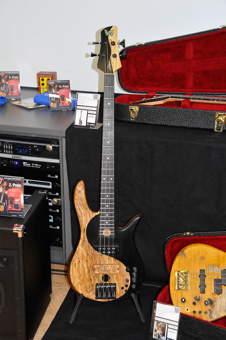 Bass Professor 5/2016, Ausgabe 87. THOMANN Fodera Bassday