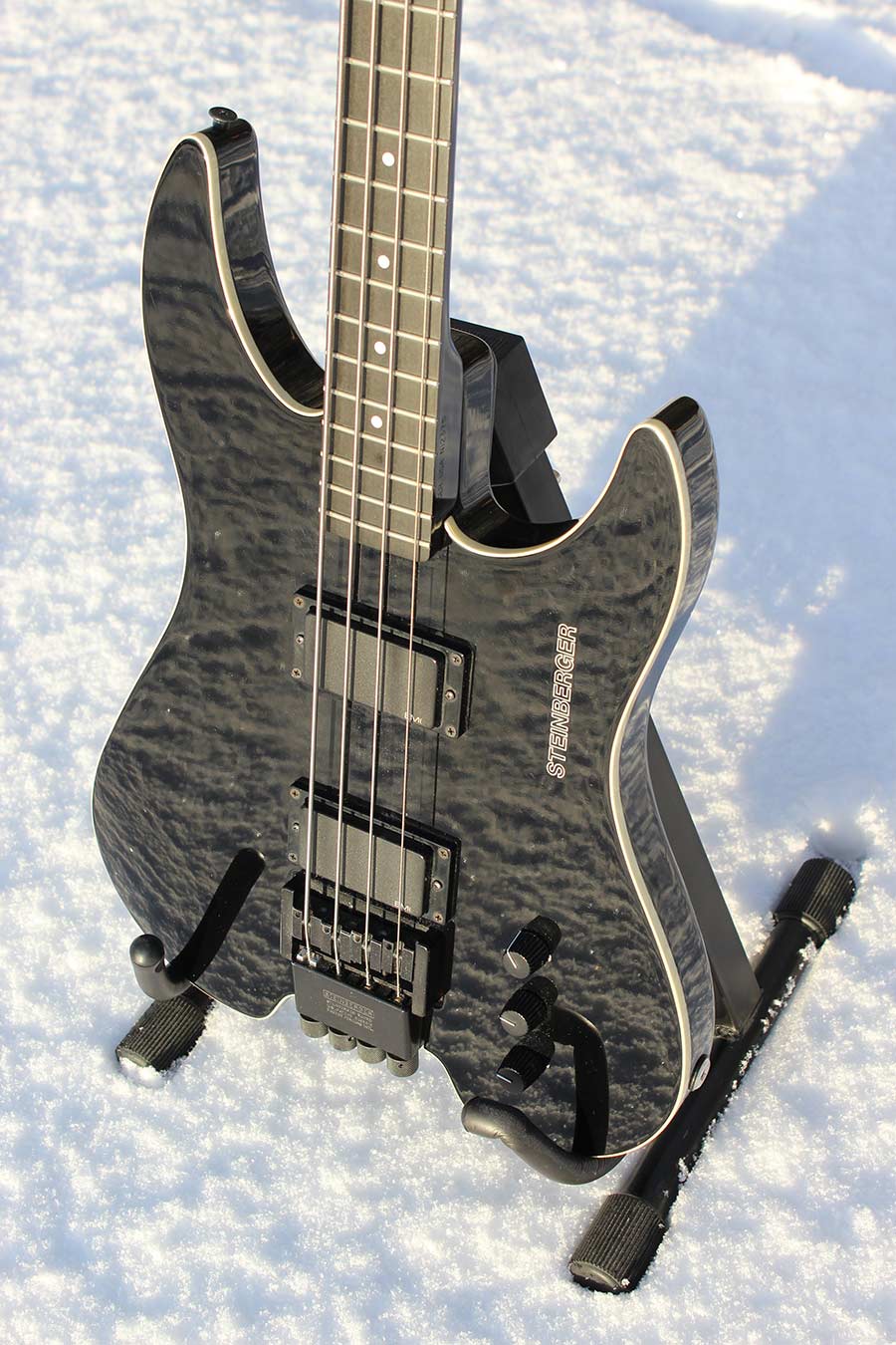 Bass Professor 1/2017 - BassMuseum: Steinberger XM-2A (1987)