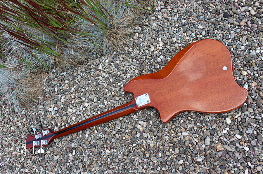 BassMuseum Ovation Magnum 2 Bass Von Hermann Eckholt – The Bass HunterBassMuseum Ovation Magnum 2 Bass Von Hermann Eckholt – The Bass Hunter