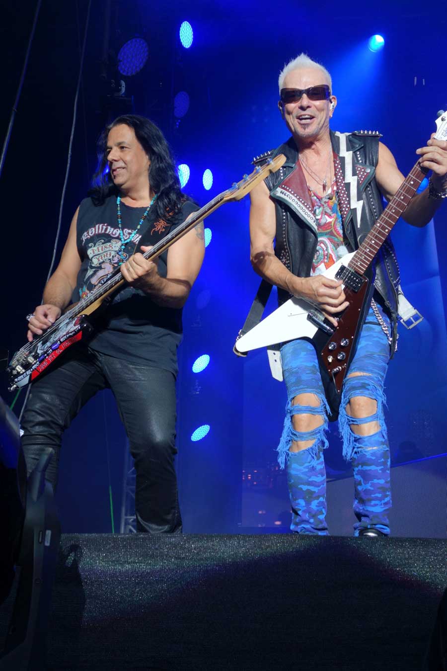 Bass Professor 5/2018, Ausgabe 96 - Story: Pawel Maciwoda (The Scorpions) Bass Professor 5/2018, Ausgabe 96 - Story: Pawel Maciwoda (The Scorpions)