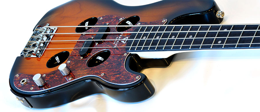 Bass Professor 4/2019, Ausgabe 100. Test: Traveler Guitar TB 4P Sunburst 