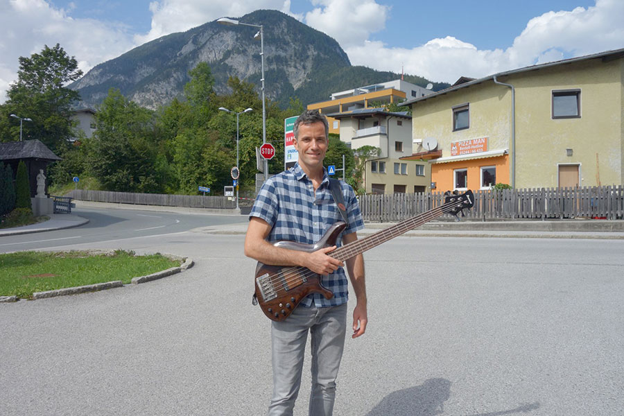 Bass Professor 2/2020, Ausgabe 102. Story: Bernhard Lackner 
CubaBoarisch 2.0