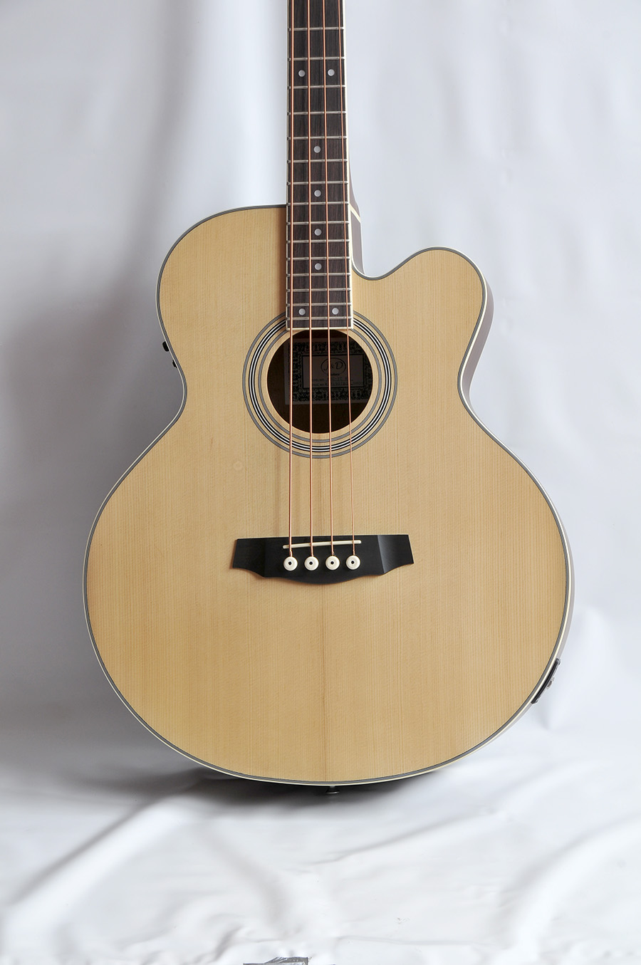 Bass Professor 3/2020. Ausgabe 103. Test: Jack & Danny ABG-1c und ABG-5c