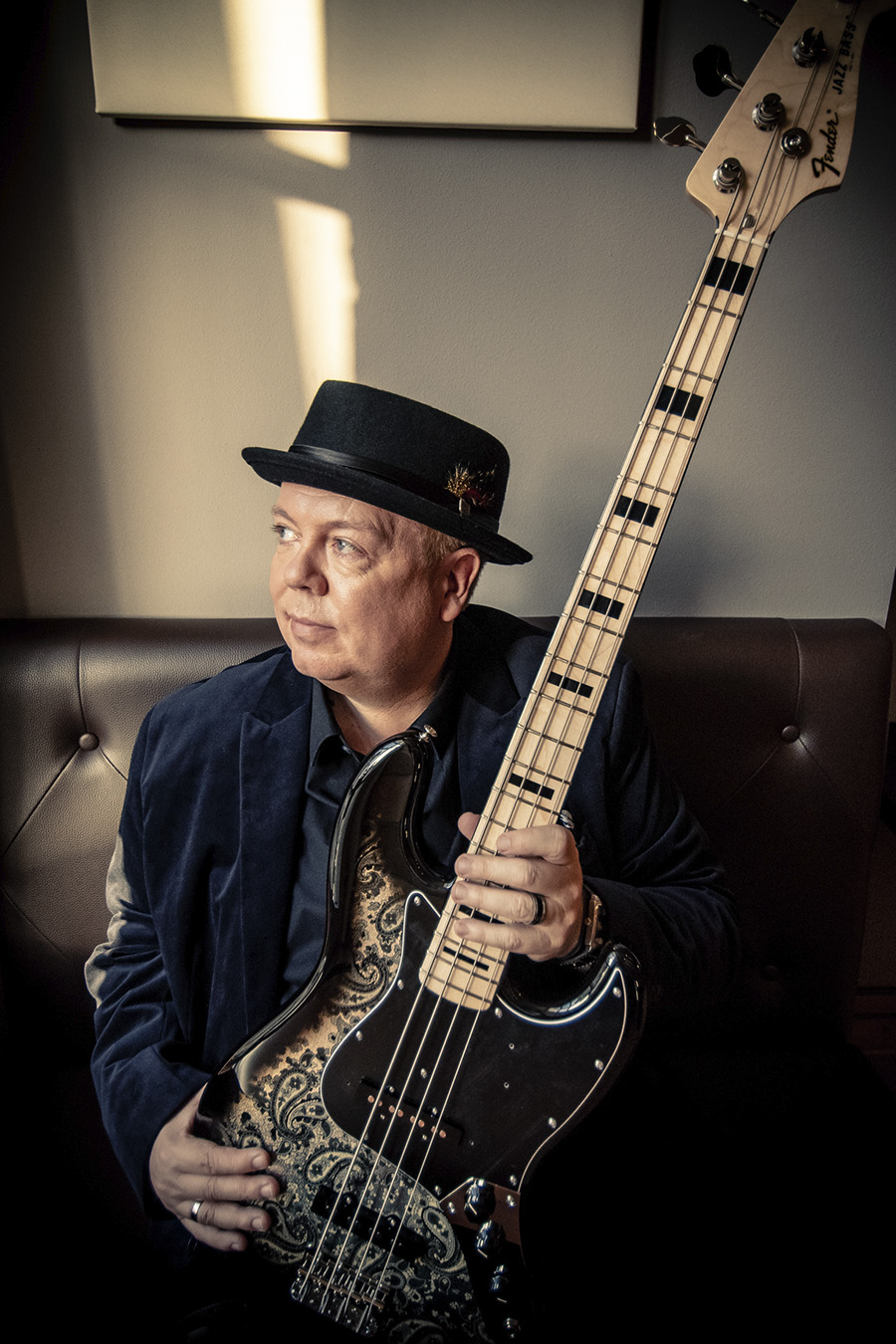 Bass professor 2/2021, Ausgabe 105. Short Story: Günter Asbeck – Evolve