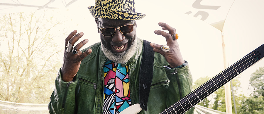 Bass Professor 2/2021, Story: Jamaaladeen Tacuma.