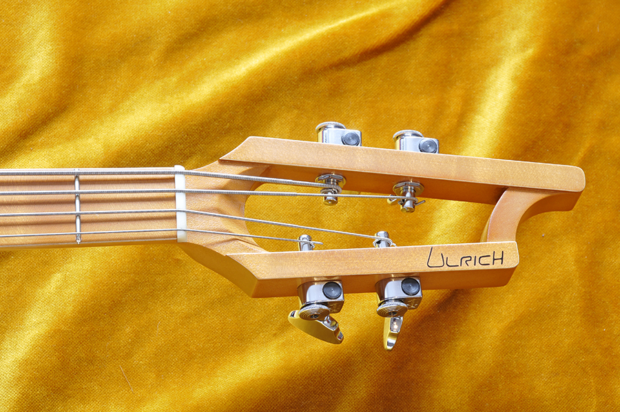 Bass Professor 2/2021, Ausgabe 105. Test: Ulrich Bass Design Retro 57
