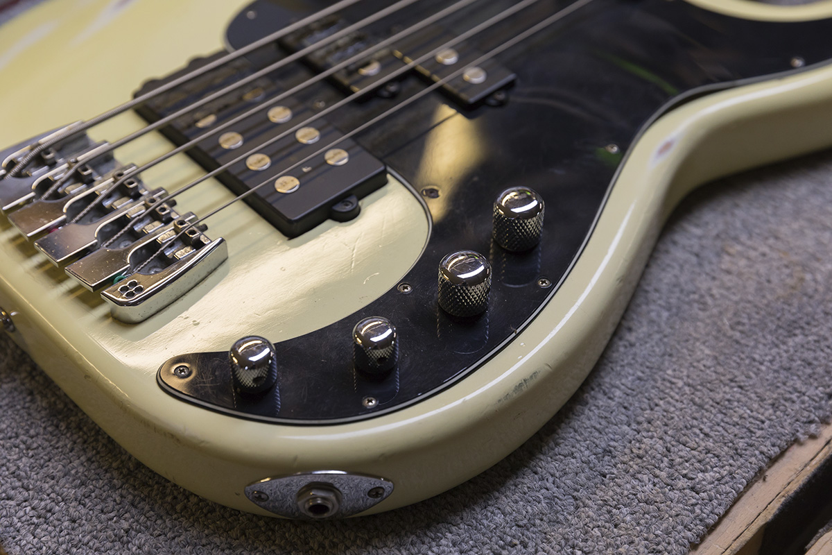 BassMuseum: Sandberg CAL PM-5 Custom Shop