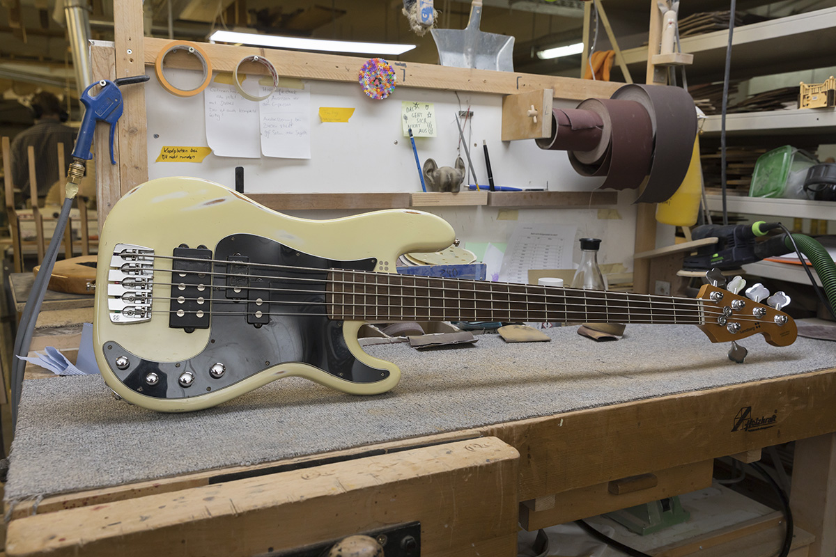 BassMuseum: Sandberg CAL PM-5 Custom Shop