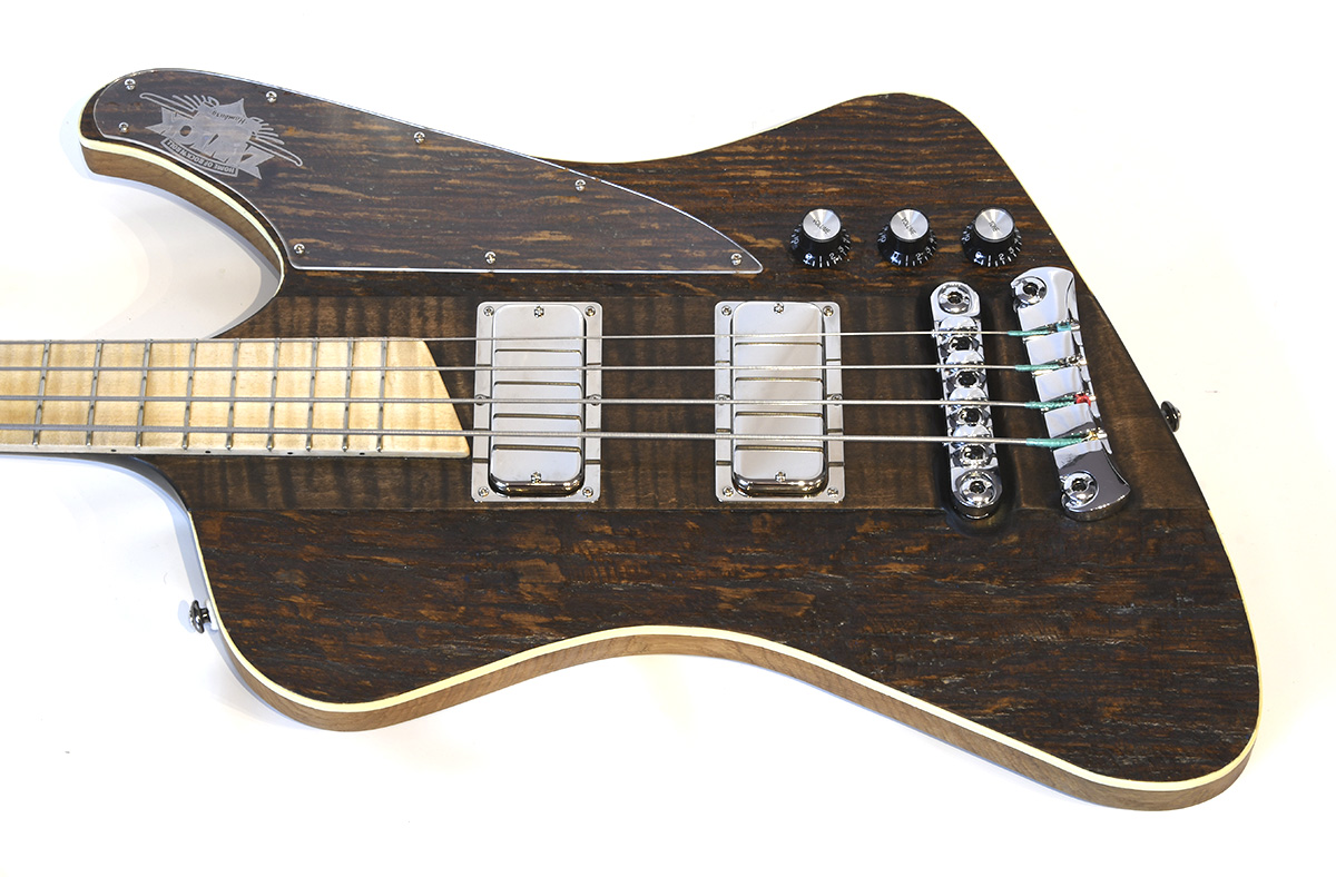 Bass Professor 2/2022, Test: Rabenberger Church Bird Le Merle 750
