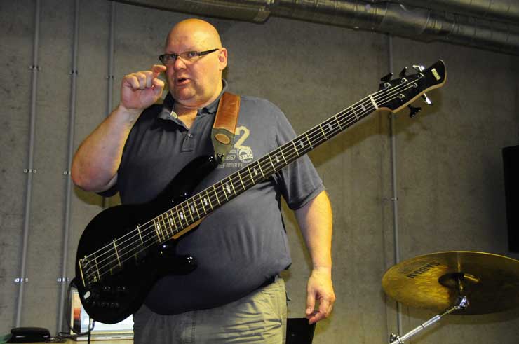 Feel the Bass 2013 Mannheim Popakademie - Bass Professor - Frank Itt